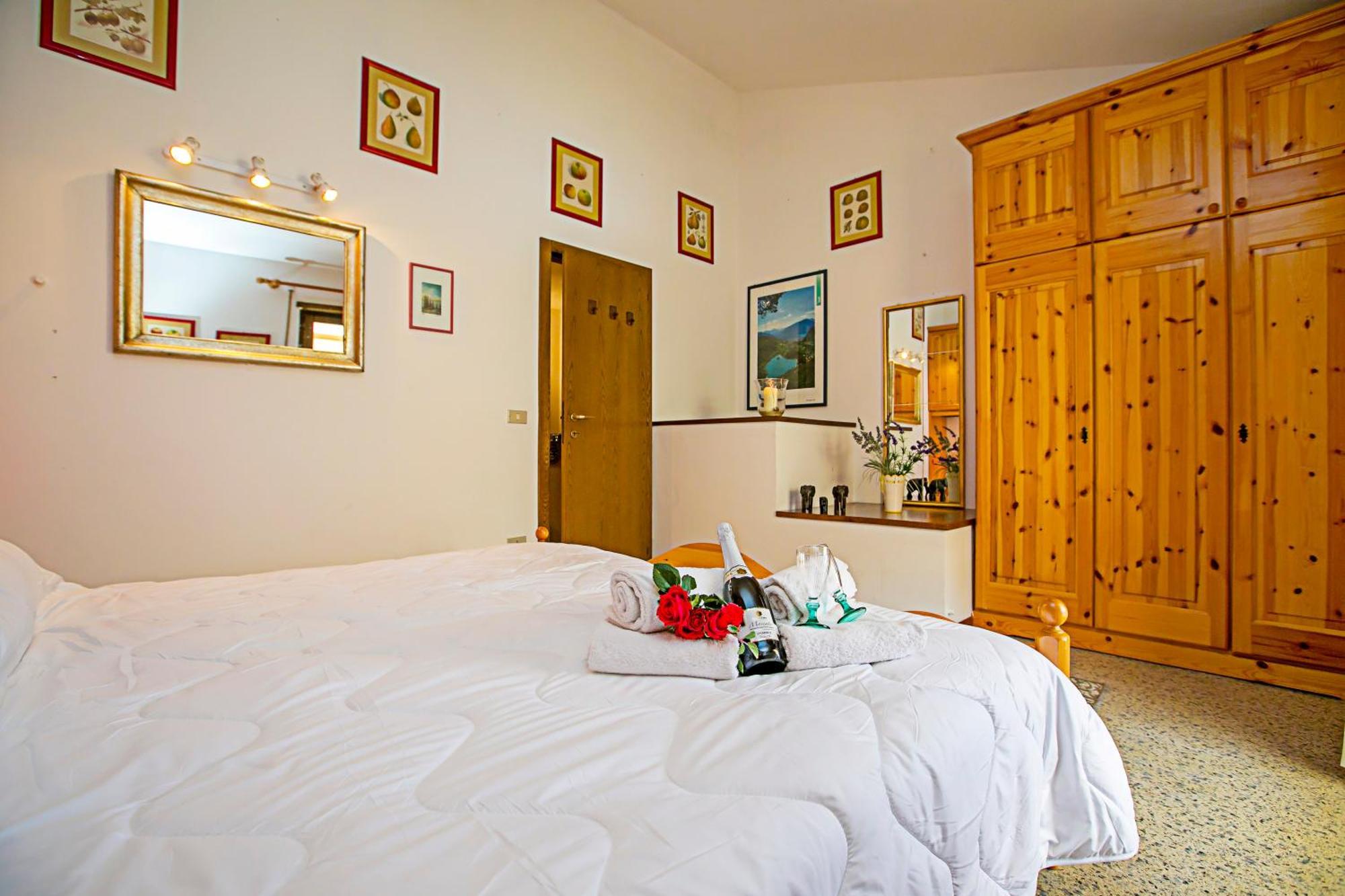 Residence Christina Due Laghi - Happy Rentals 텐노 외부 사진